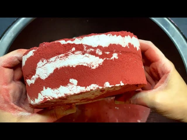 Asmr - satisfying - baking soda - salt- dyed gym chalk